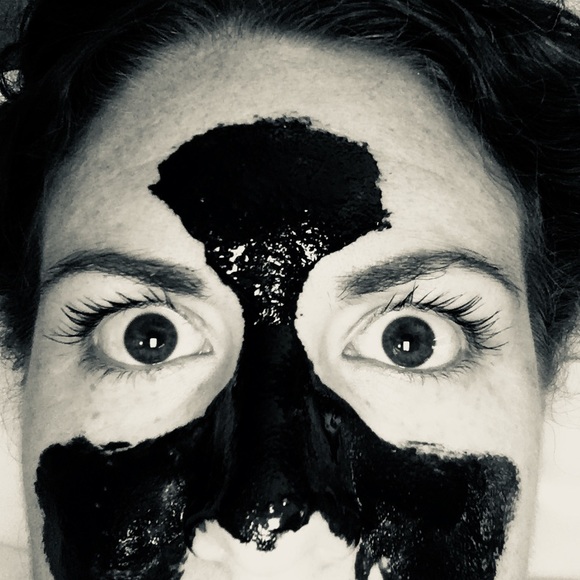 Meet your Posher, Benete - Picture 1 of 1